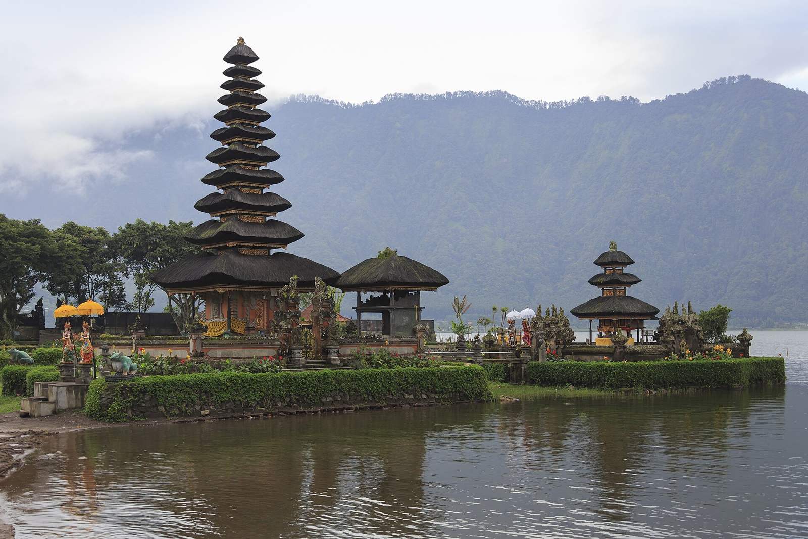 Pura Ulun Danu Bratan temple on Lake Bratan in Bali, Indonesia