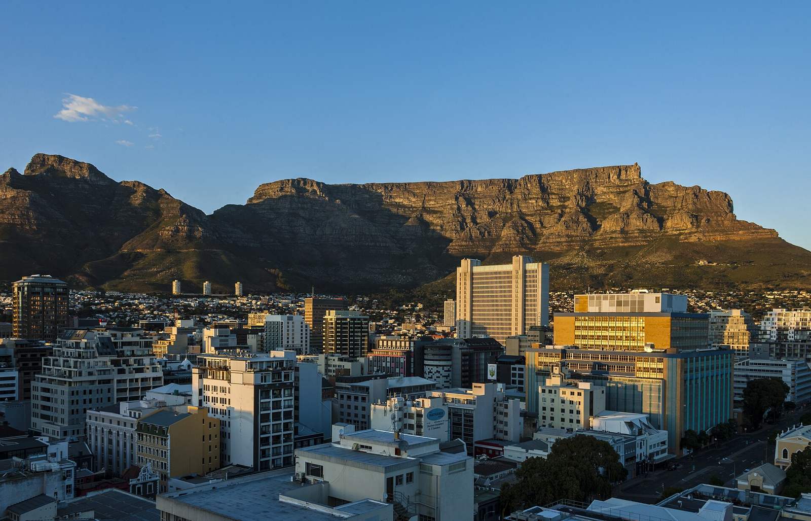 The Cape Town City Bowl and Table Mountain at dawn, South Africa